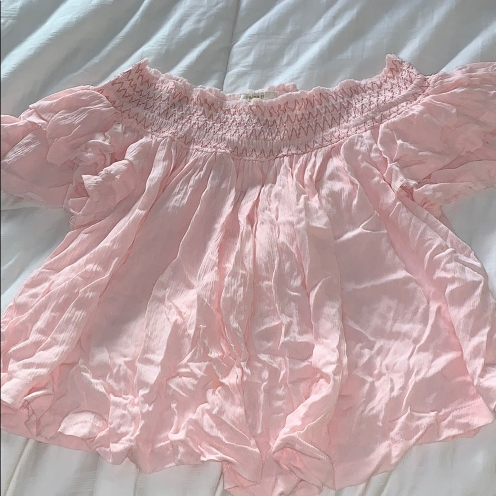 BRAND NEW FOREVER 21 OFF THE SHOULDER TOP